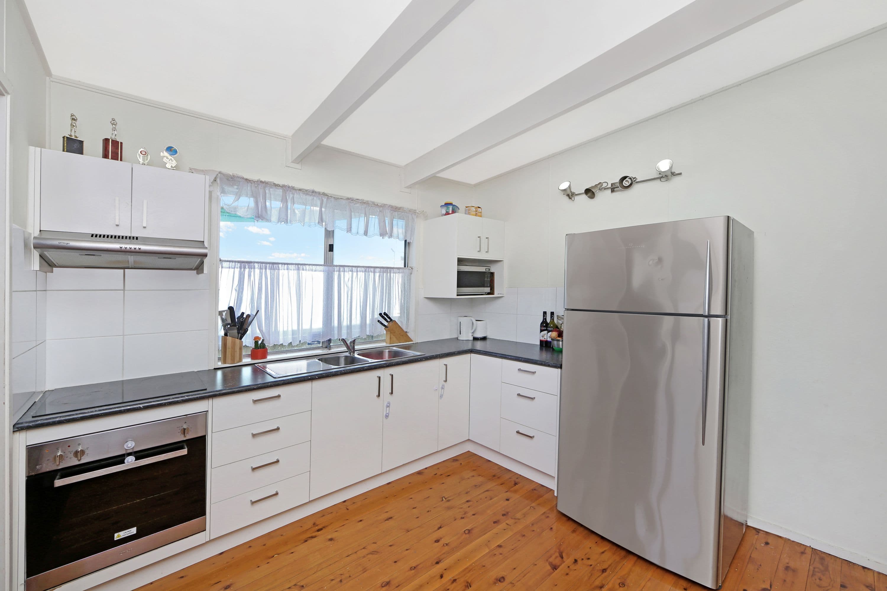 32 South Street, Killarney Vale - Thumbnail 2