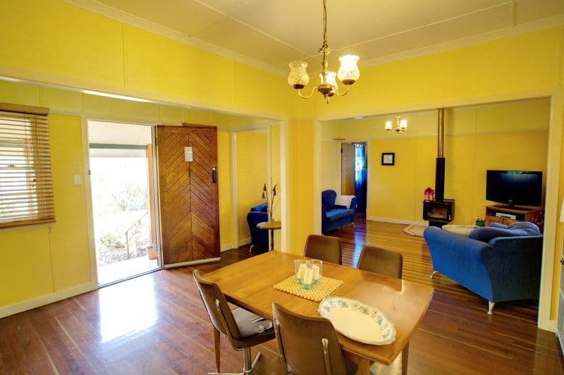 7 Ely Street, Eltham, VIC, 3095, Eltham - Thumbnail 3