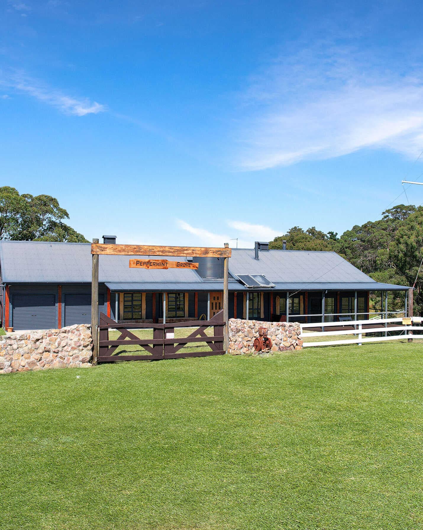 2295 Tugalong Road Canyonleigh, Canyonleigh - Thumbnail 2