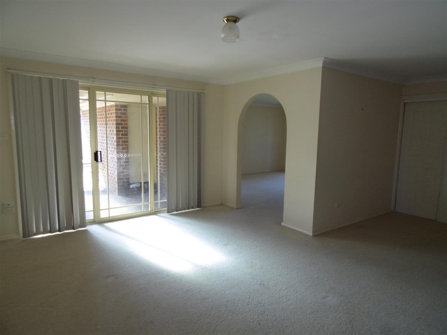 8 Thomas Tom Crescent, Parkes - Thumbnail 4