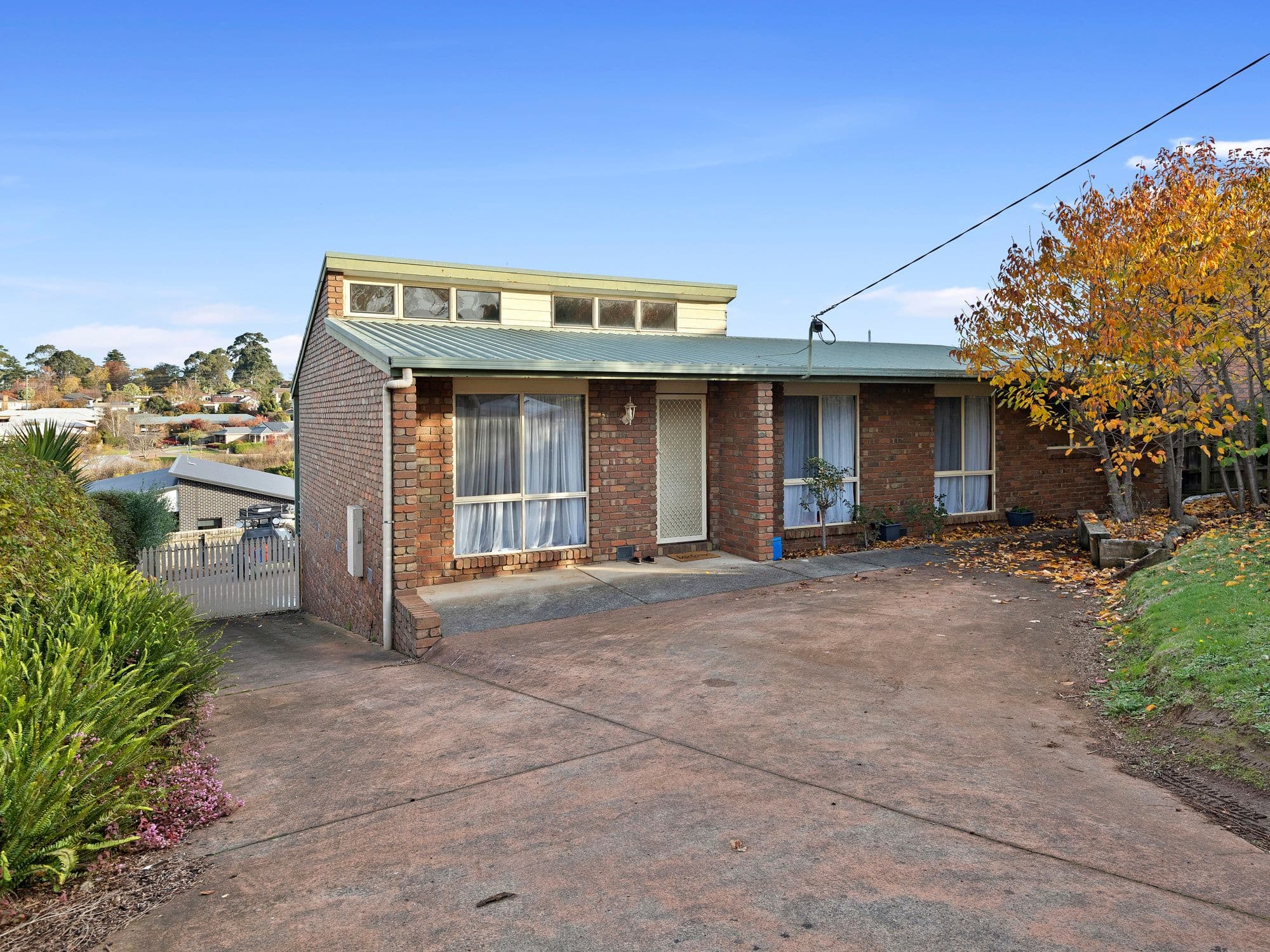 7 Valley View Crescent, Leongatha VIC 3953, Leongatha - Thumbnail 2