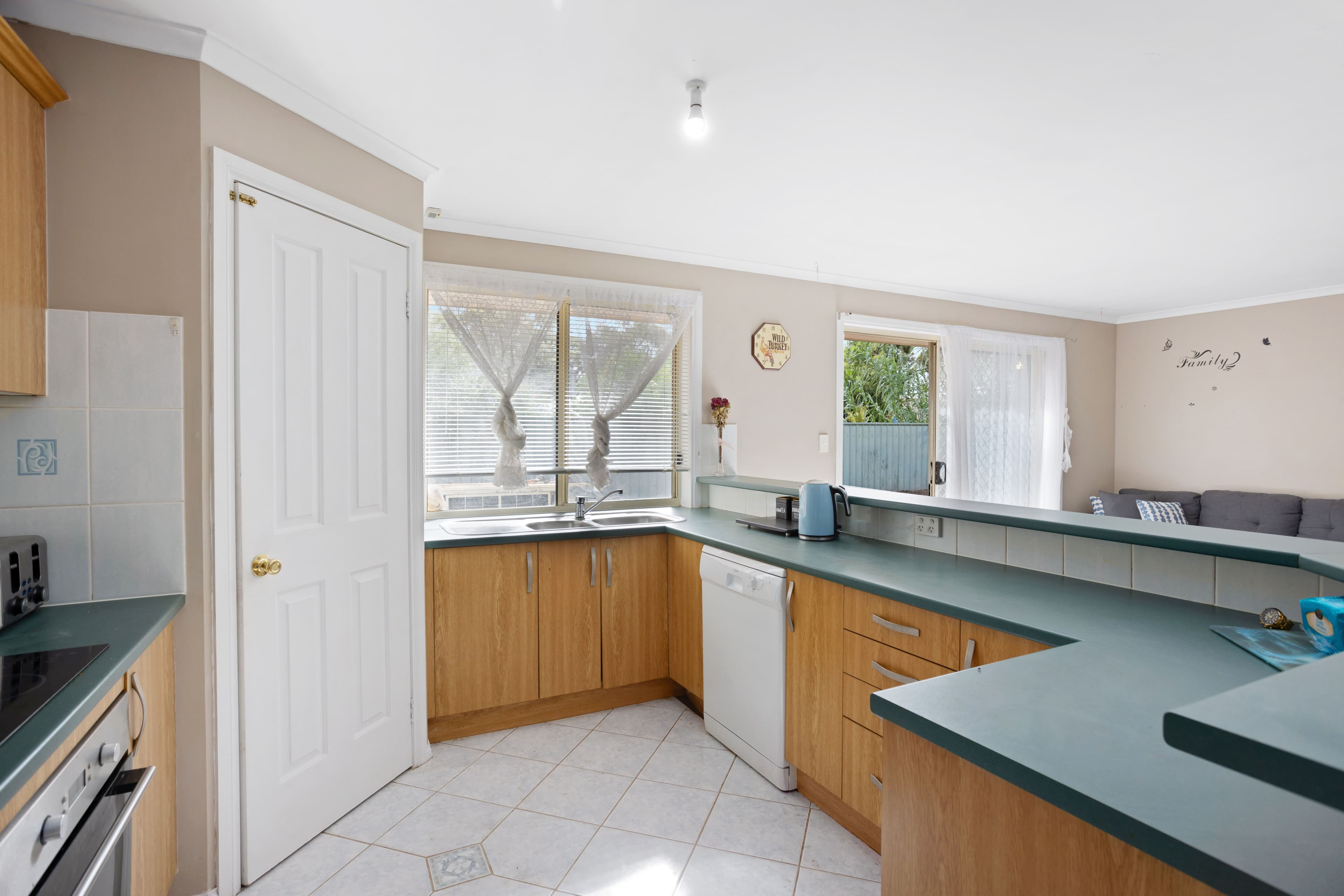 24 Hefford Drive, Callington SA 5254, Callington - Thumbnail 8