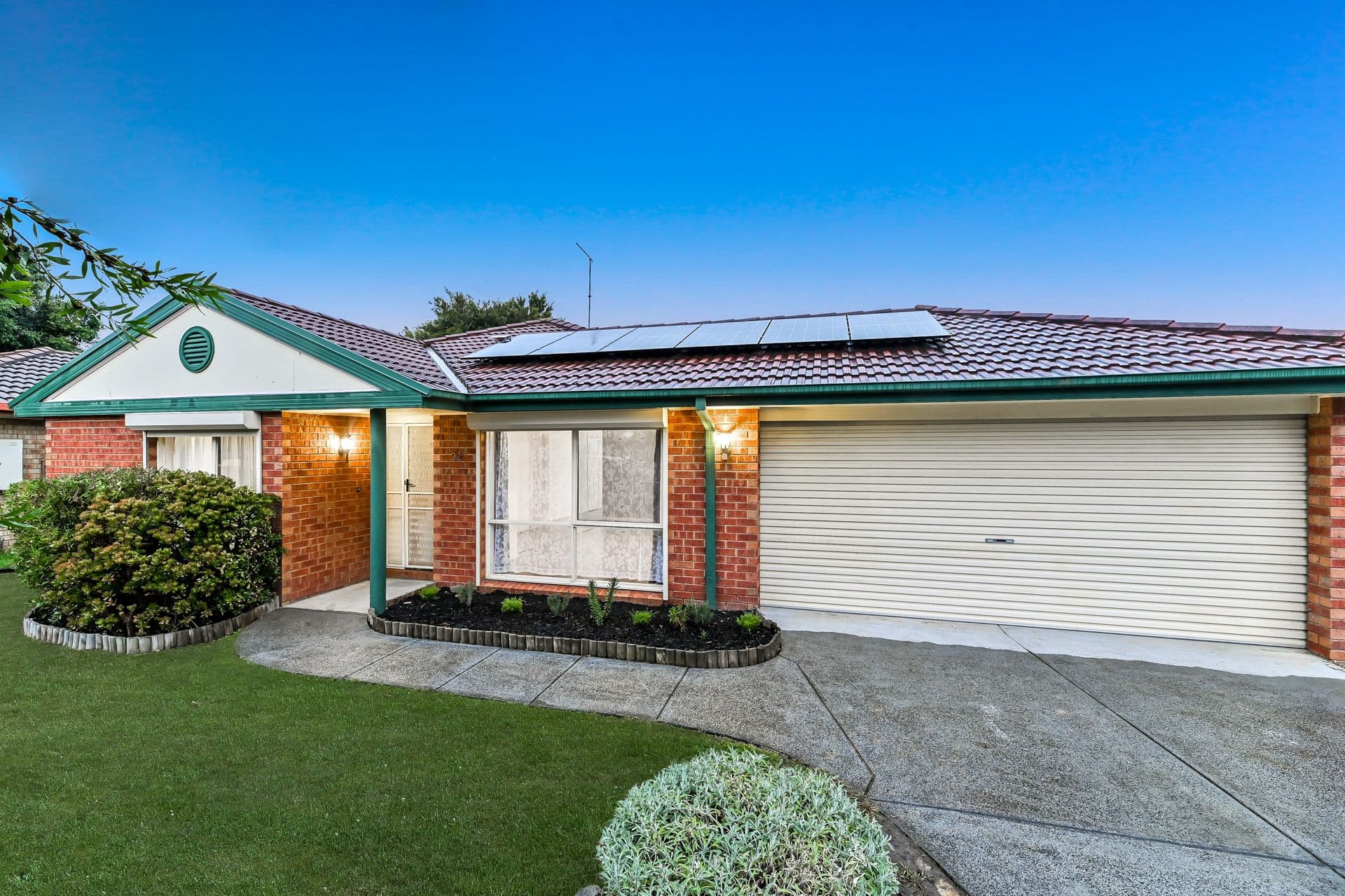 32 Sharpe Court, Berwick VIC 3806, Berwick - Image 1