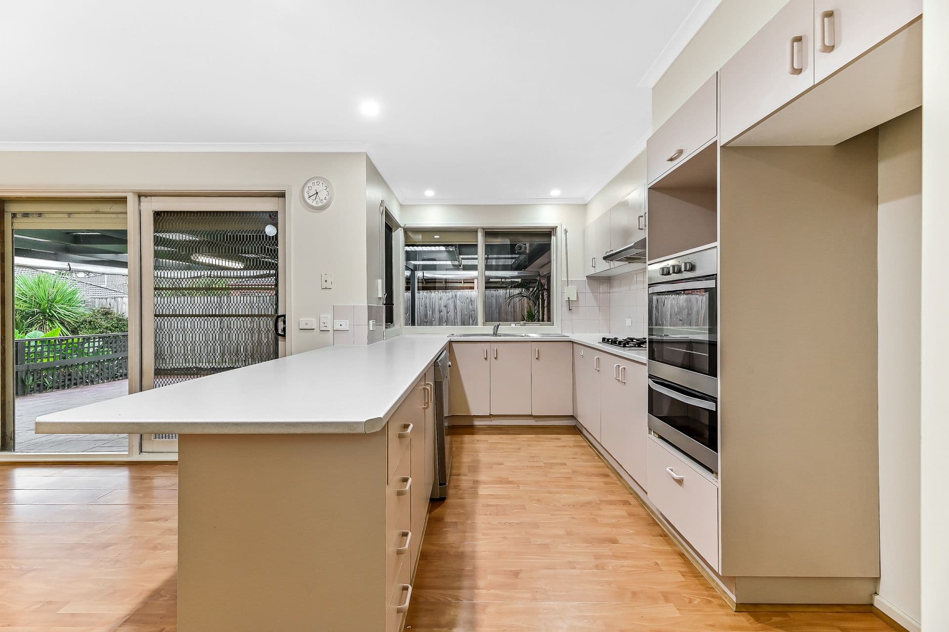 32 Sharpe Court, Berwick VIC 3806, Berwick - Thumbnail 4