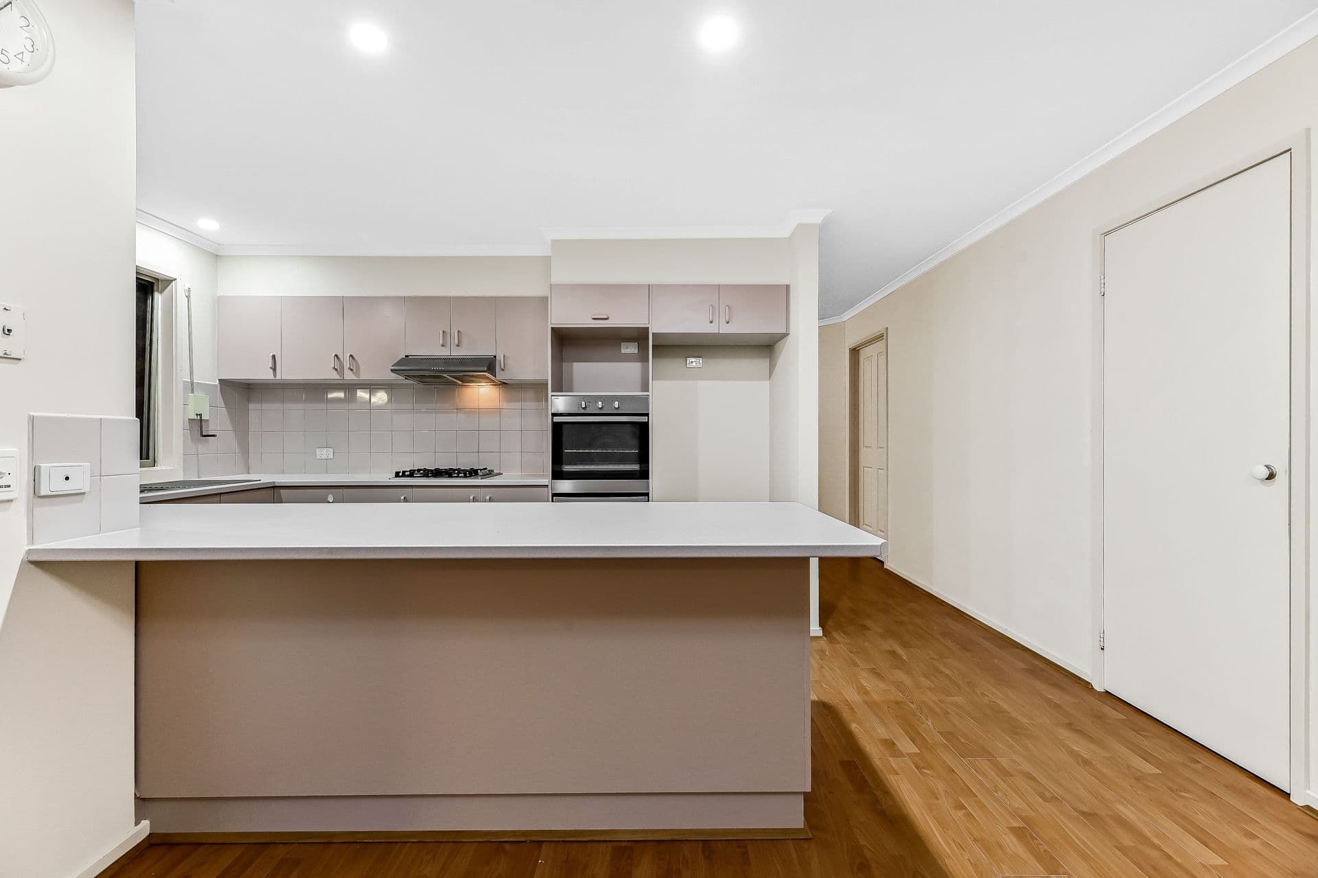 32 Sharpe Court, Berwick VIC 3806, Berwick - Thumbnail 5