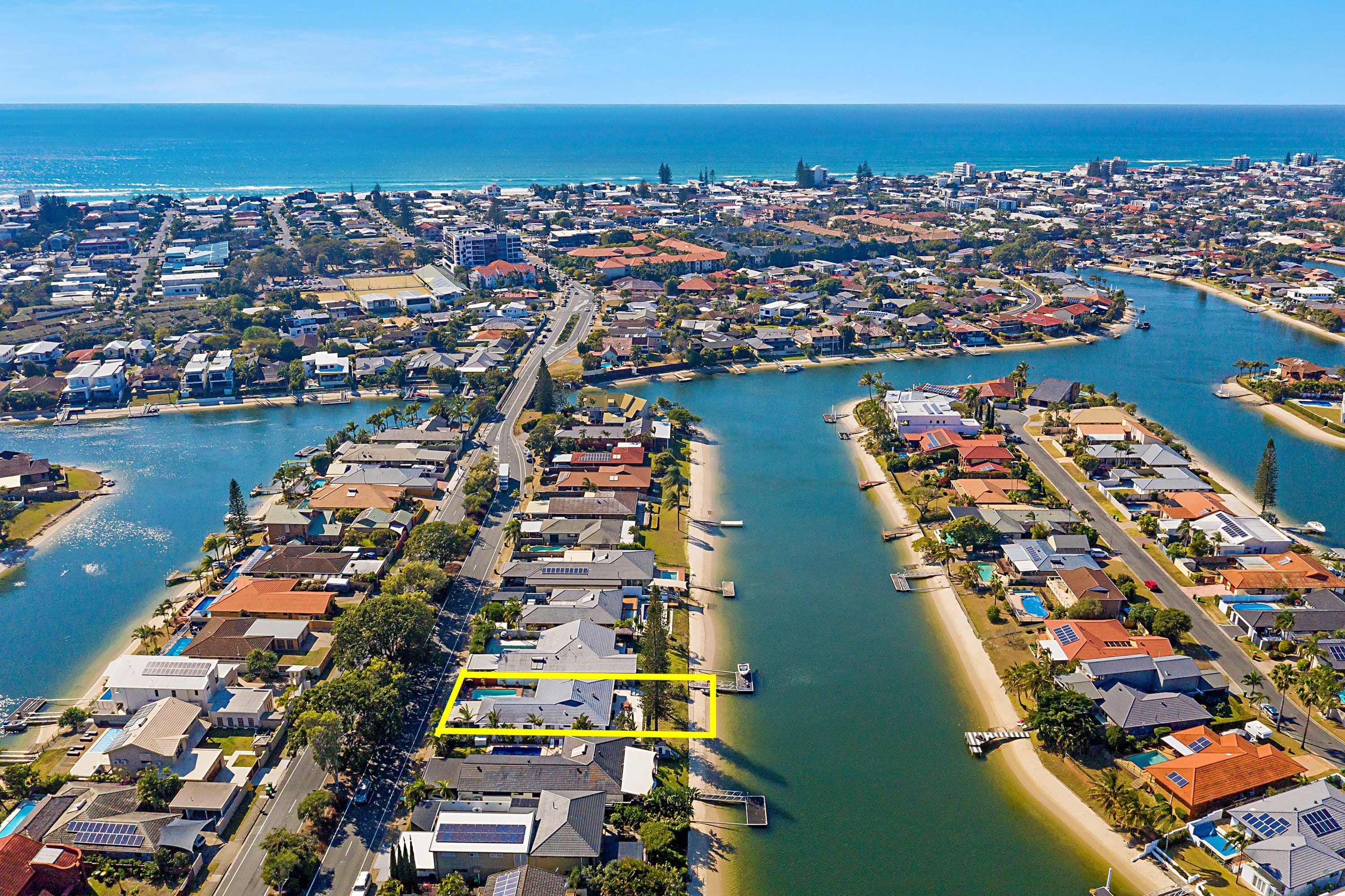 64 Markeri Street, Mermaid Waters QLD 4218, Mermaid Waters - Thumbnail 5