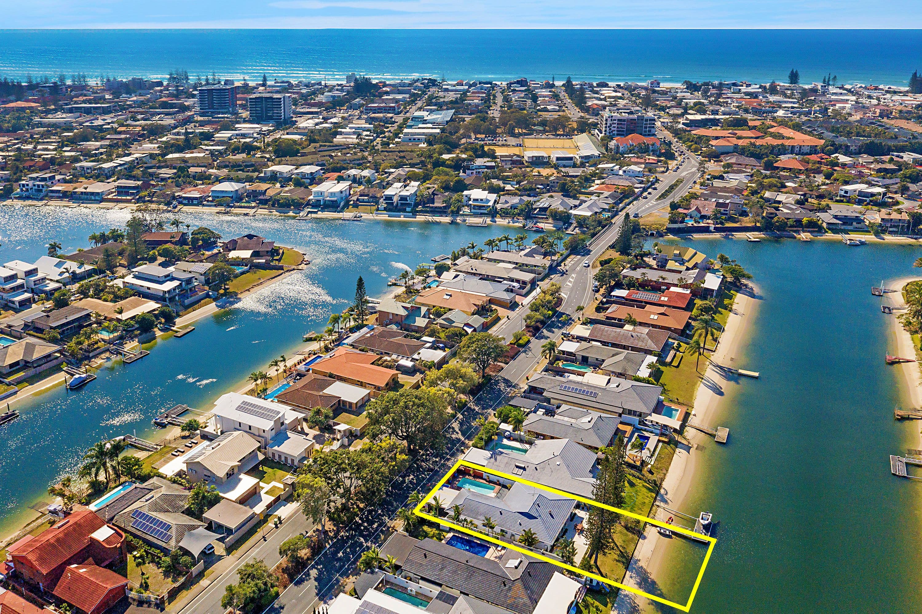 64 Markeri Street, Mermaid Waters QLD 4218, Mermaid Waters - Thumbnail 7
