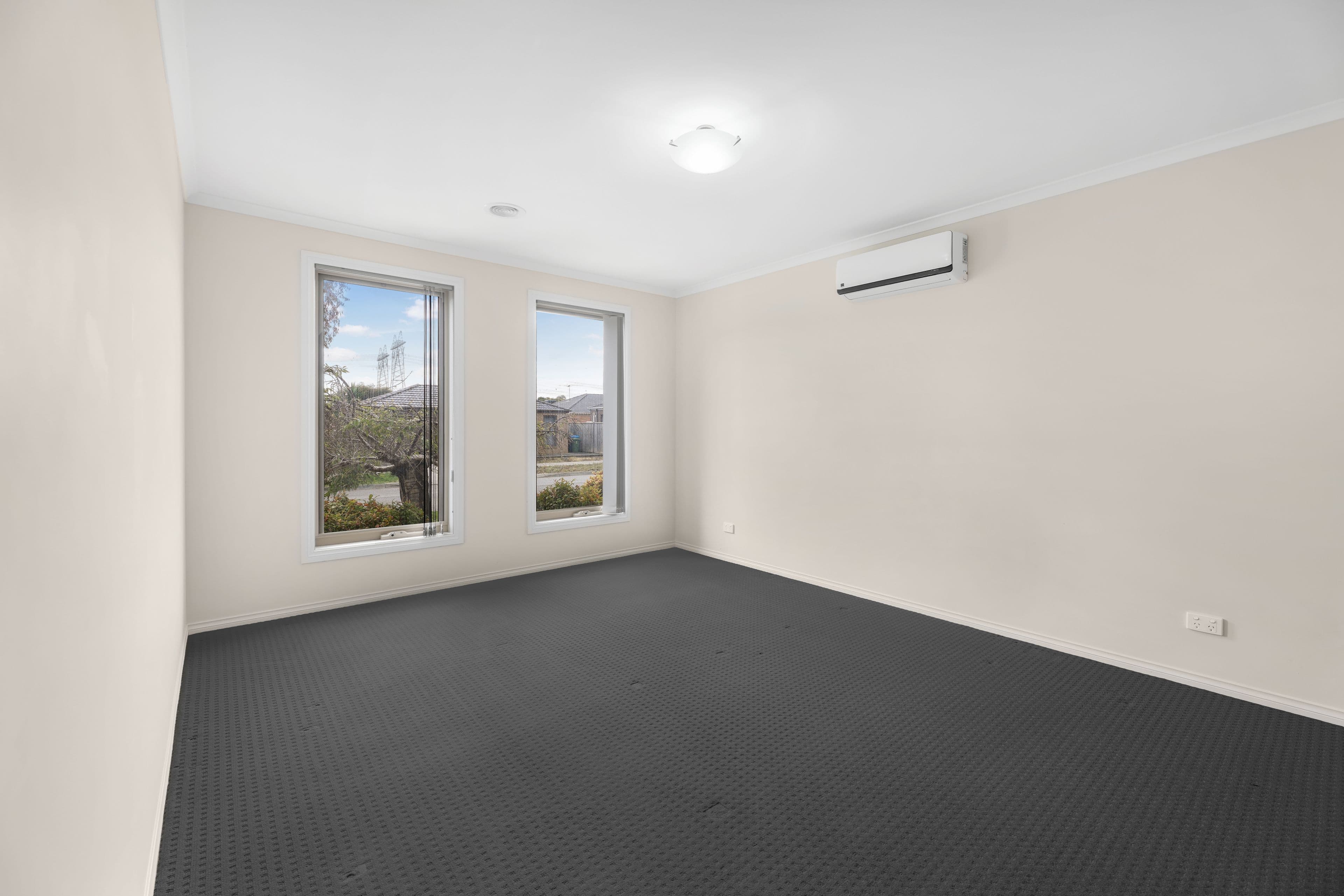 5 Forelle Way, Cranbourne VIC 3977, Cranbourne - Thumbnail 2