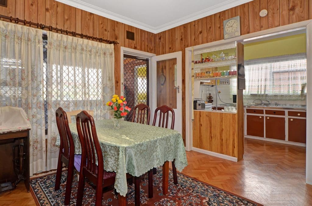 37 Denise Street, Lake Heights - Thumbnail 3
