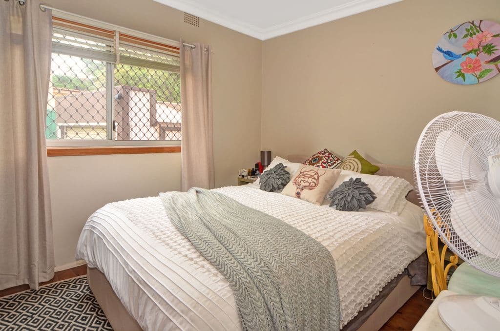 37 Denise Street, Lake Heights - Thumbnail 5