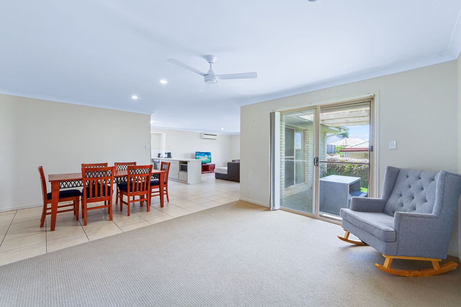 8 Dahlia Crescent, Ormeau QLD 4208, Ormeau - Thumbnail 4