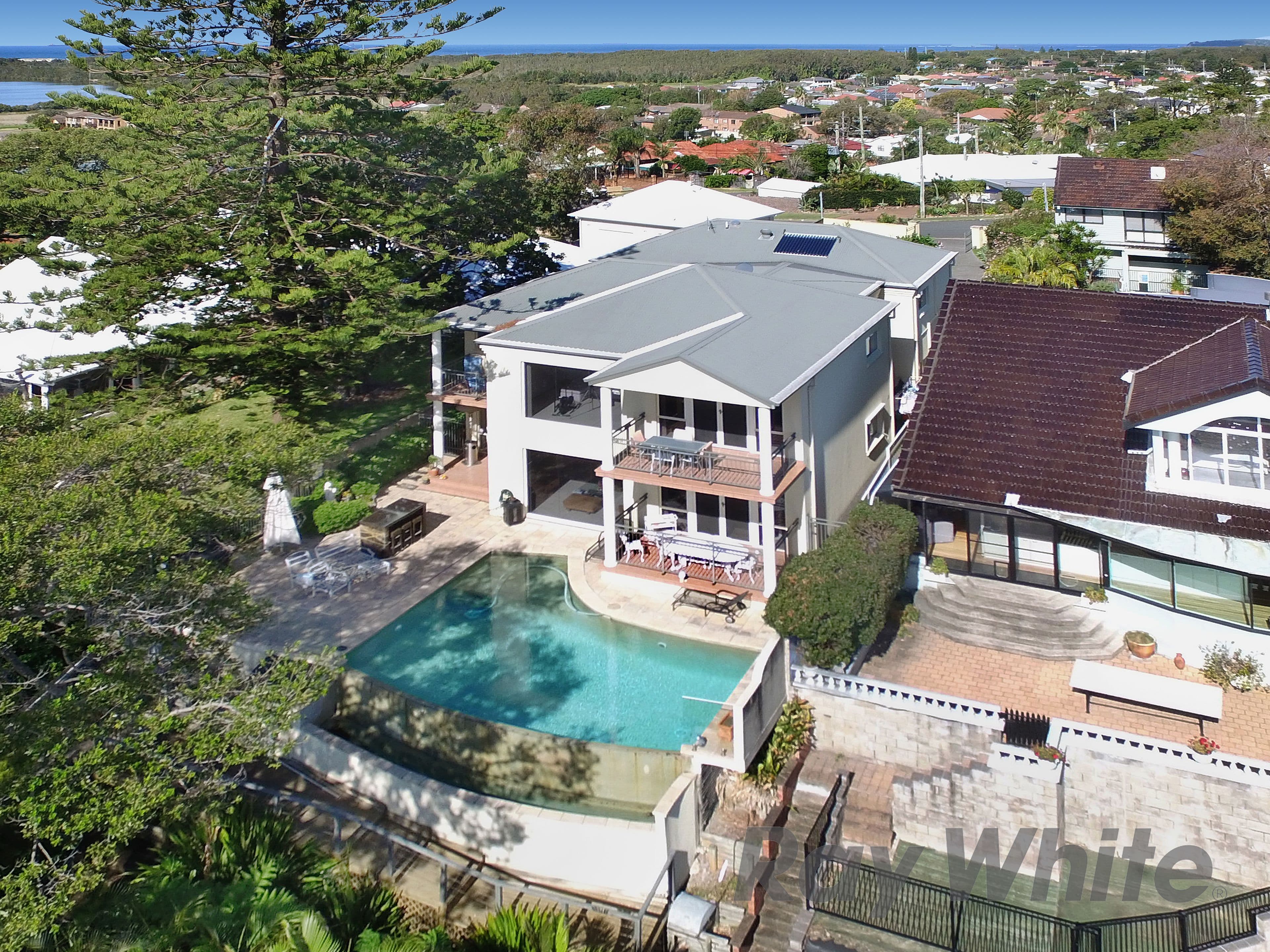 27 Bellevue Road, Belmont - Thumbnail 4