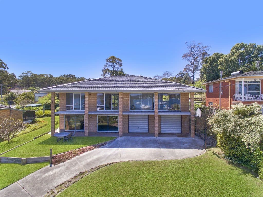 87 Bay Road, Bolton Point - Thumbnail 2