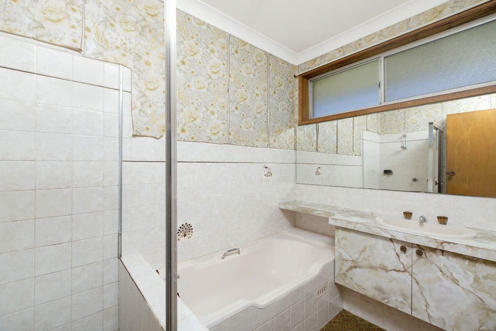 87 Bay Road, Bolton Point - Thumbnail 7