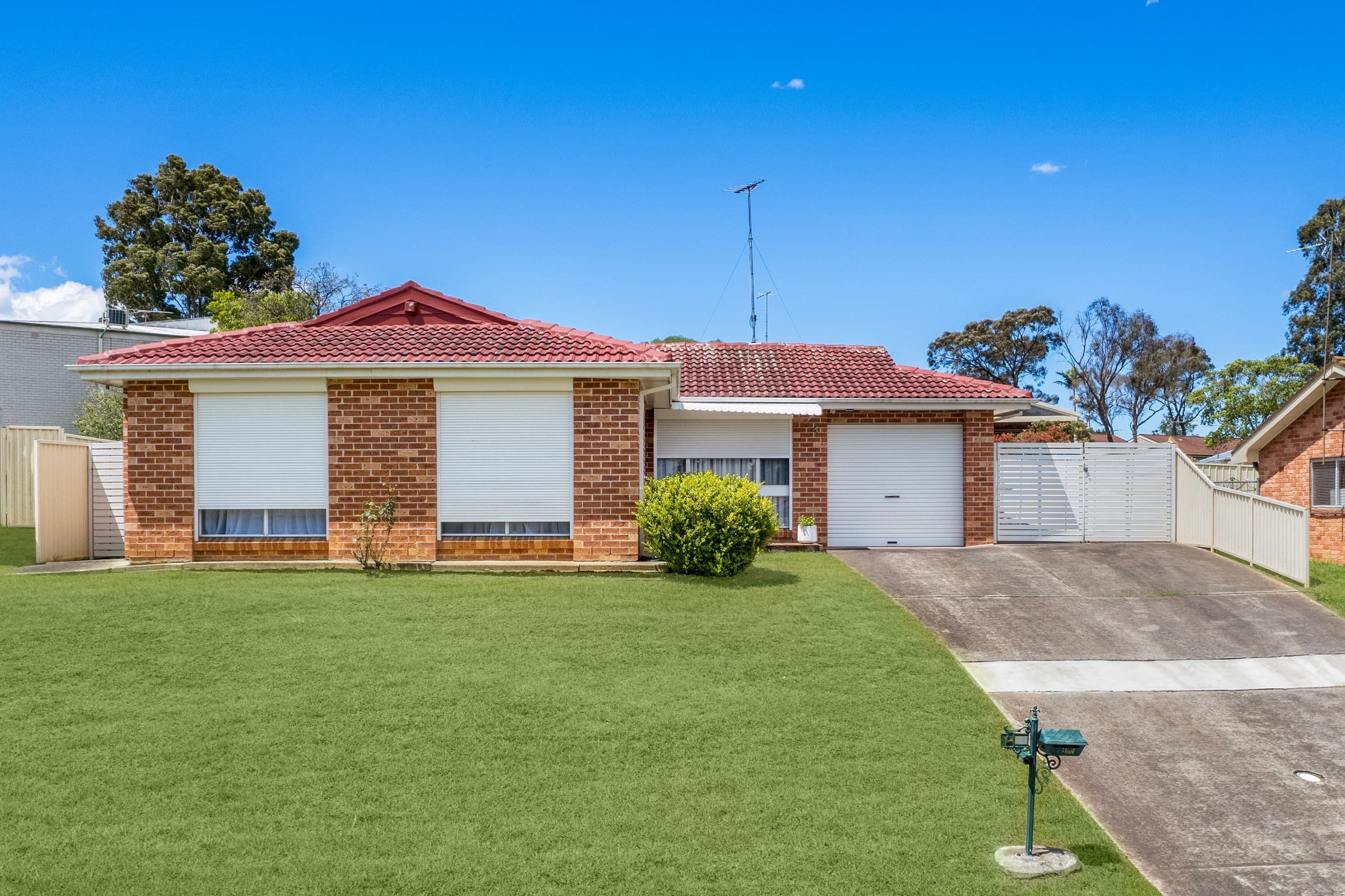 4 Citroen Place, Ingleburn NSW 2565, Ingleburn - Image 1