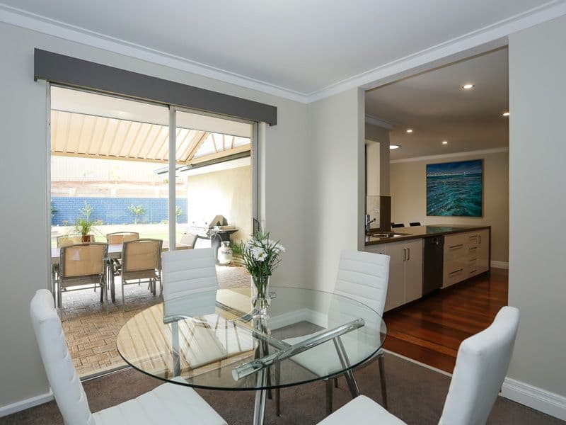 45 Mawson Crescent, HILLARYS WA 6025, Hillarys - Thumbnail 4