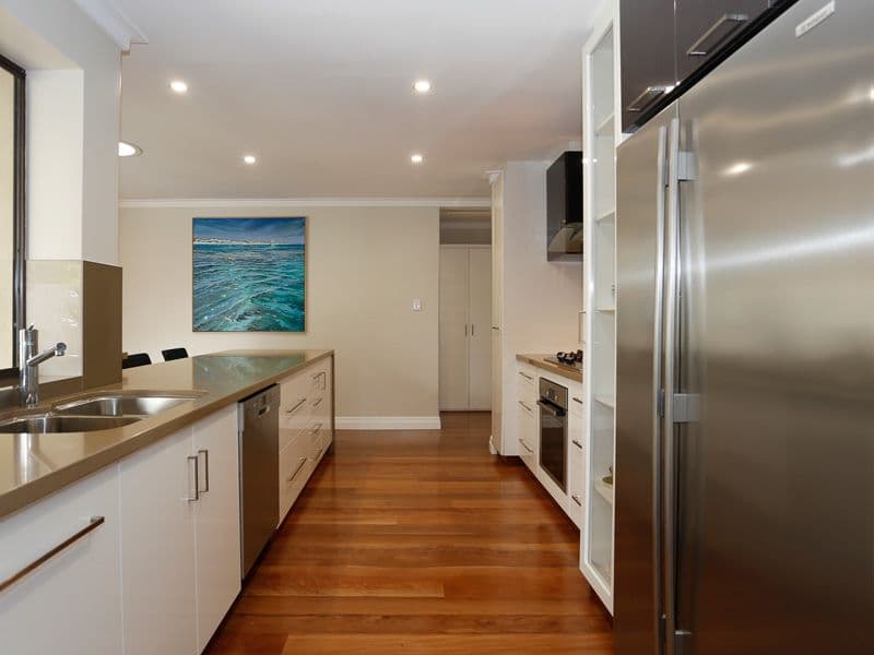 45 Mawson Crescent, HILLARYS WA 6025, Hillarys - Thumbnail 7
