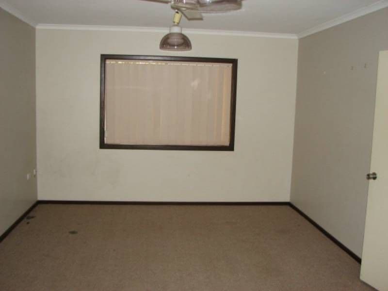 9 Ausburn Place, KARRATHA WA 6714, Karratha - Thumbnail 2