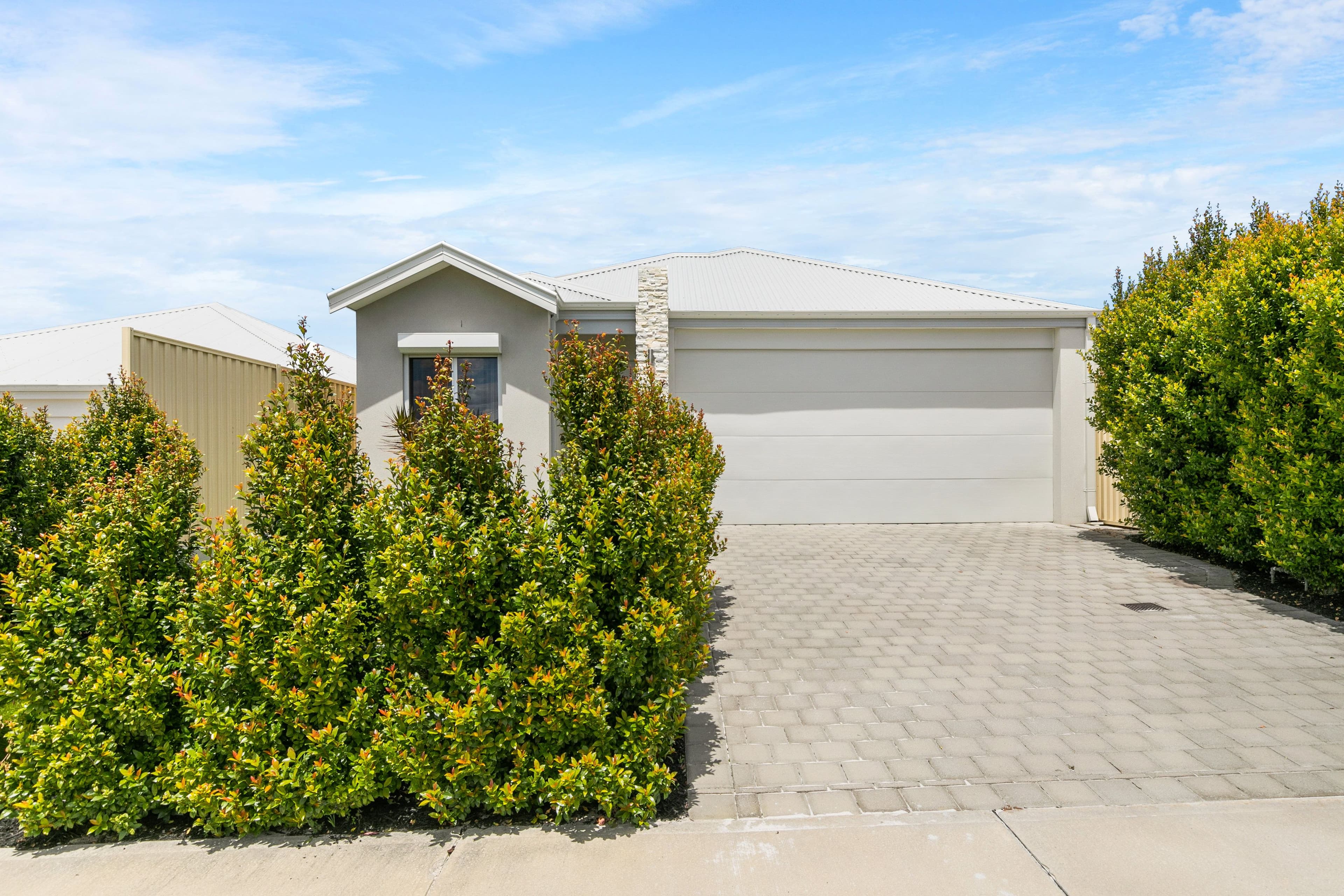 101 Bethwyn Circuit, Madeley WA 6065, Madeley - Thumbnail 2