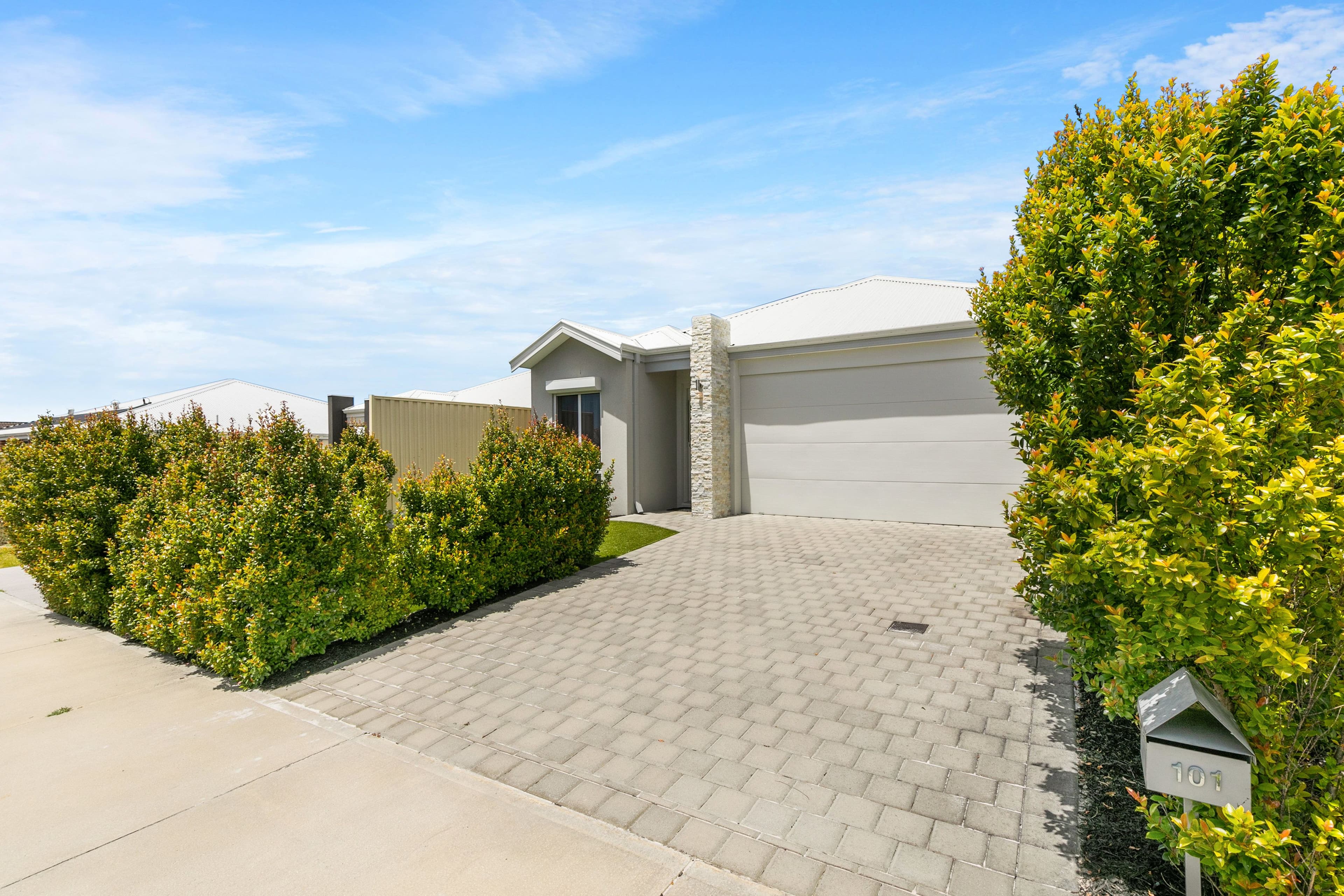 101 Bethwyn Circuit, Madeley WA 6065, Madeley - Thumbnail 3
