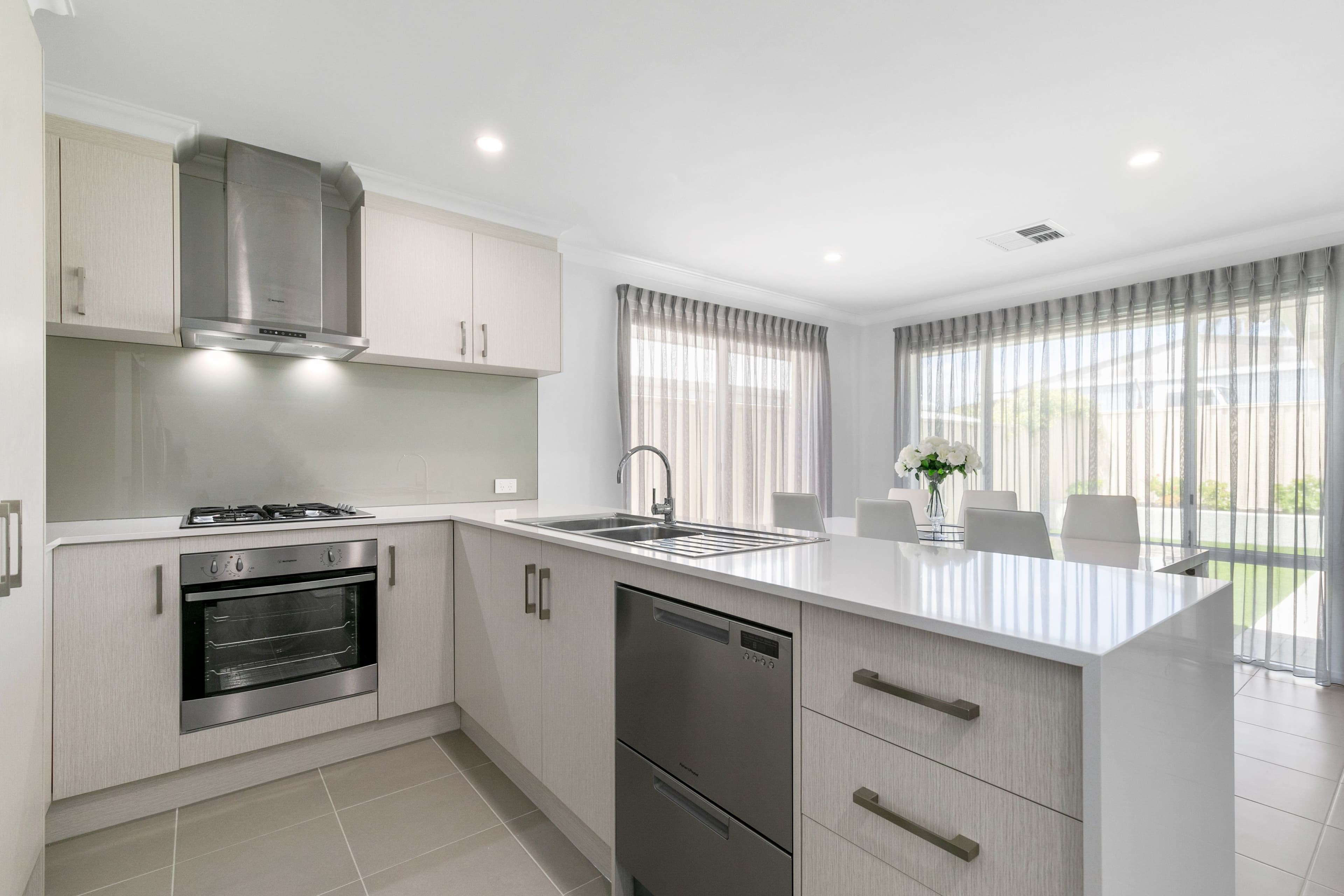 101 Bethwyn Circuit, Madeley WA 6065, Madeley - Thumbnail 5