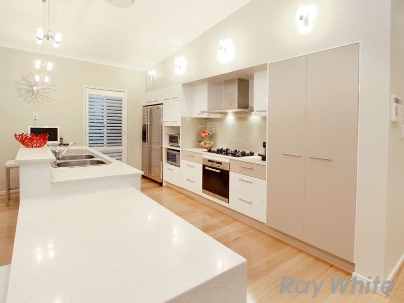 86 Petrie Crescent, ASPLEY QLD 4034, Aspley - Thumbnail 2