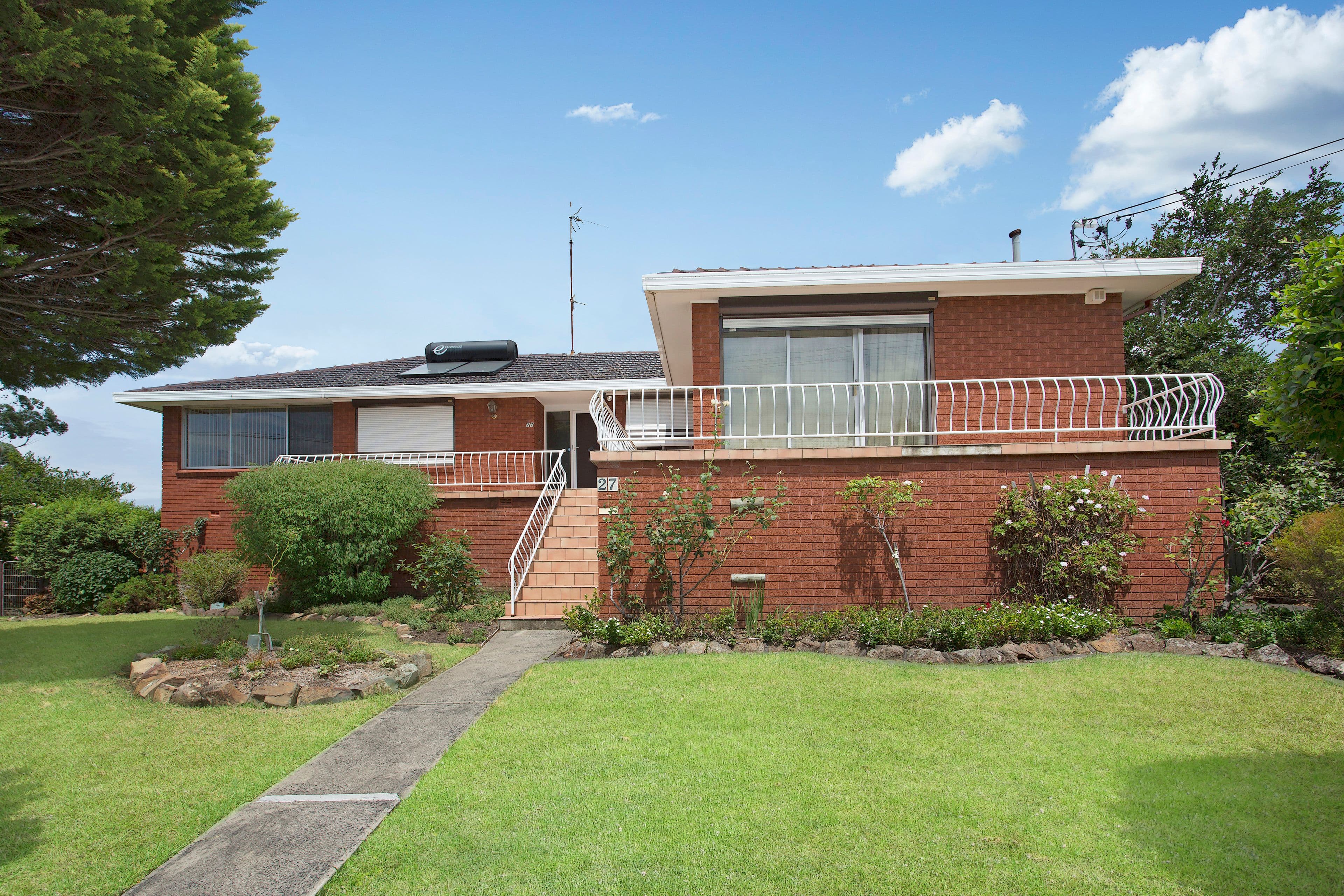 27 Tripoli Way, Albion Park - Image 1