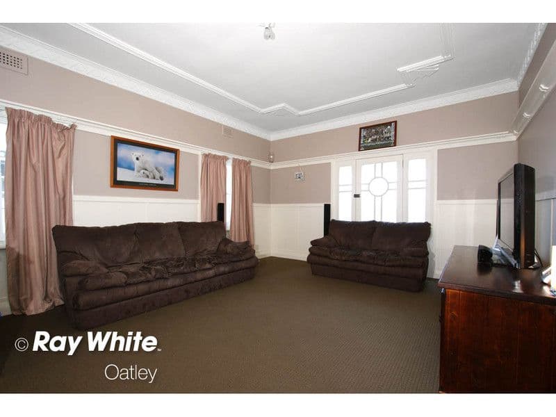 18 Blackshaw Avenue, MORTDALE NSW 2223, Mortdale - Thumbnail 2