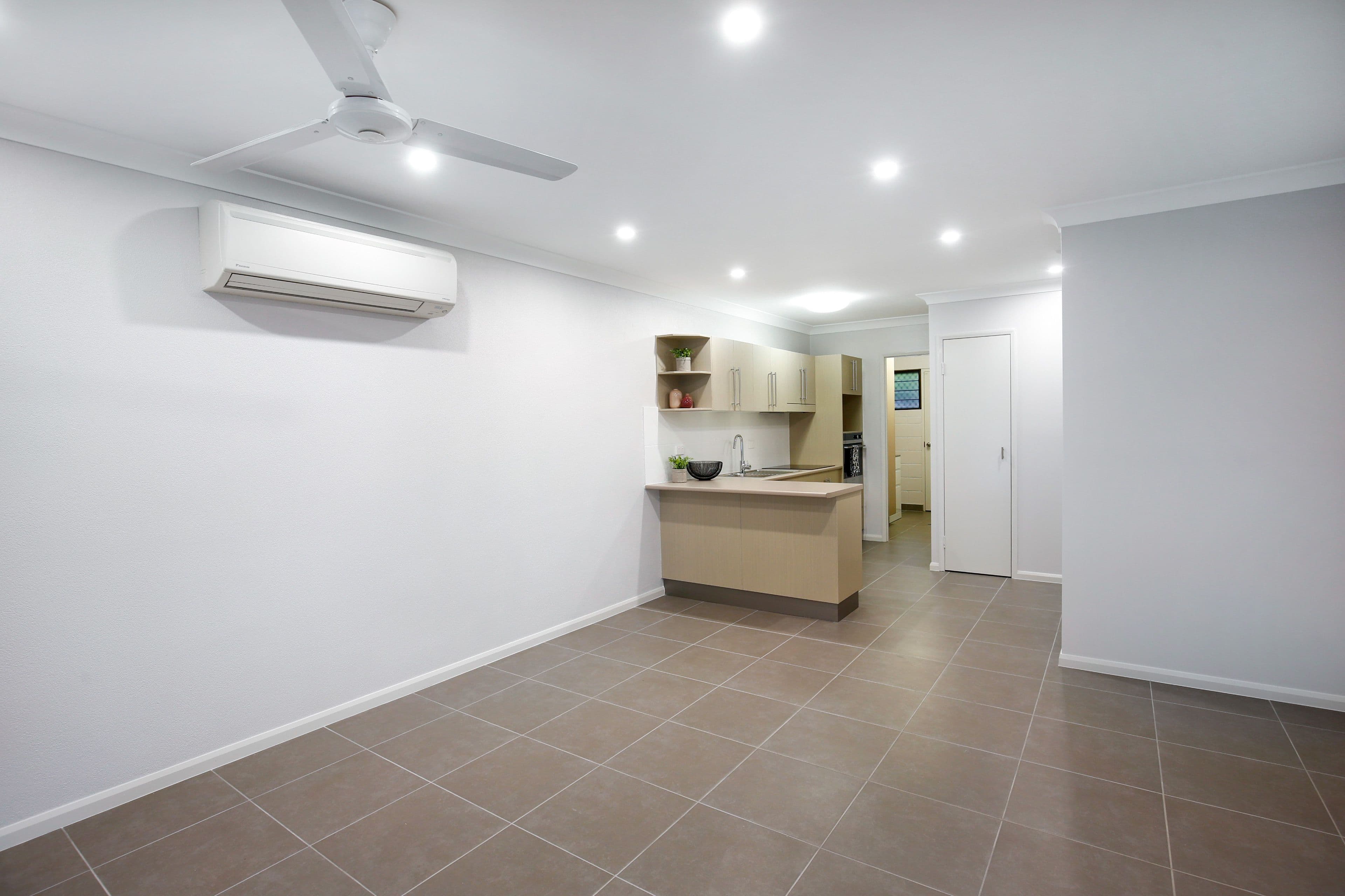 54 Lowth Street, Rosslea QLD 4812, Rosslea - Thumbnail 4