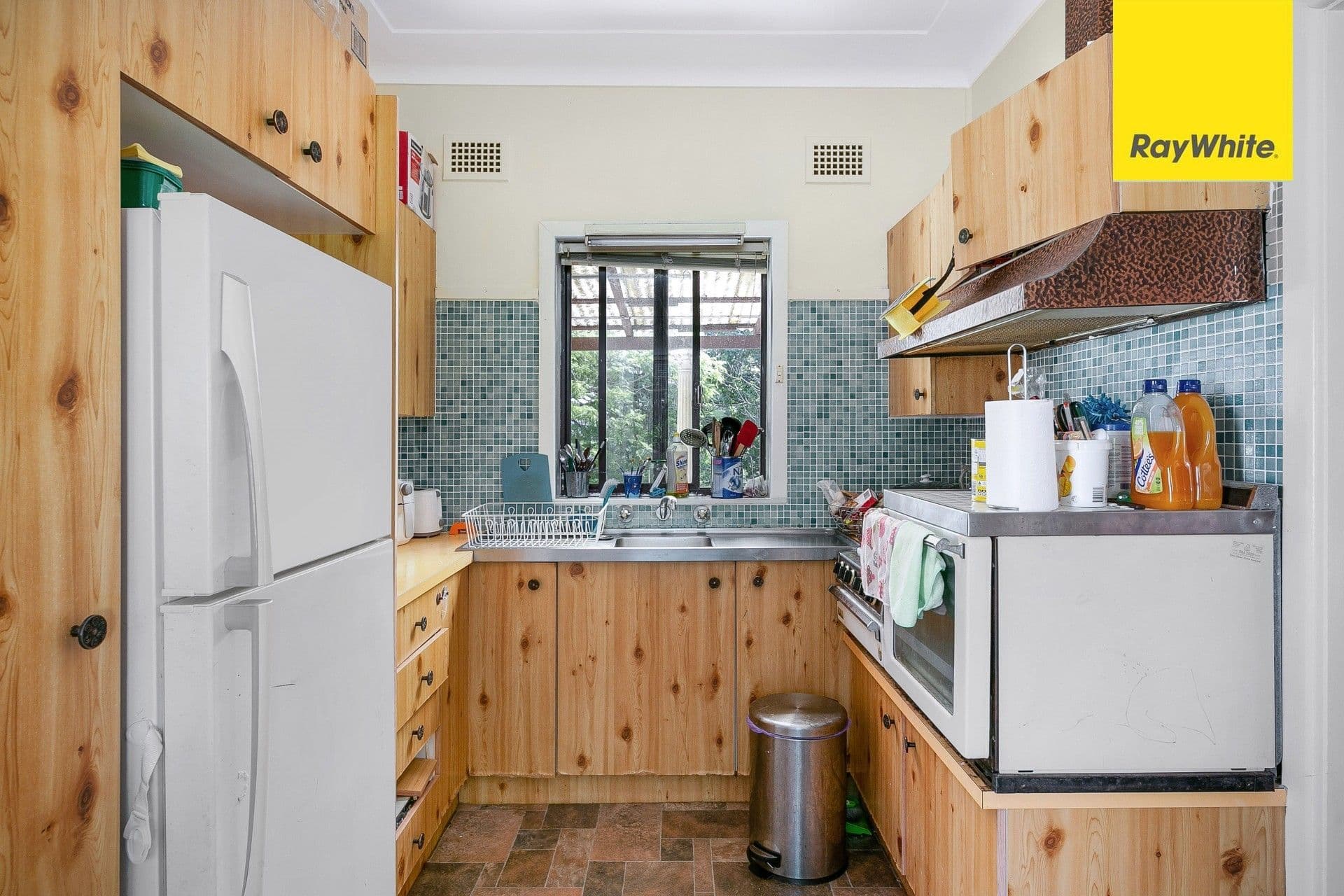 44 Oatley Parade, Oatley NSW 2223, Oatley - Thumbnail 4