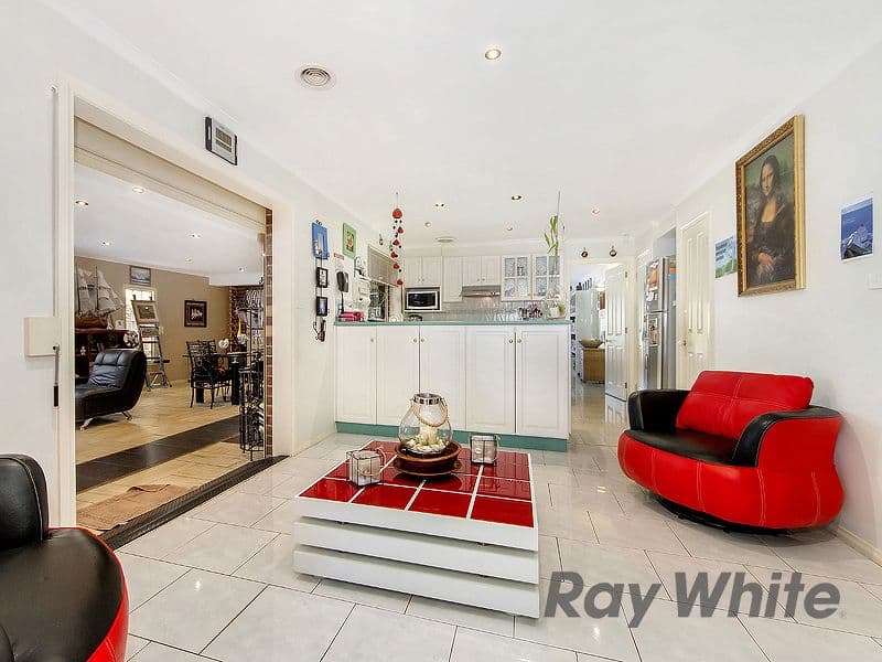 13 Timothy Court, Kings Park VIC 3021, Kings Park - Thumbnail 4