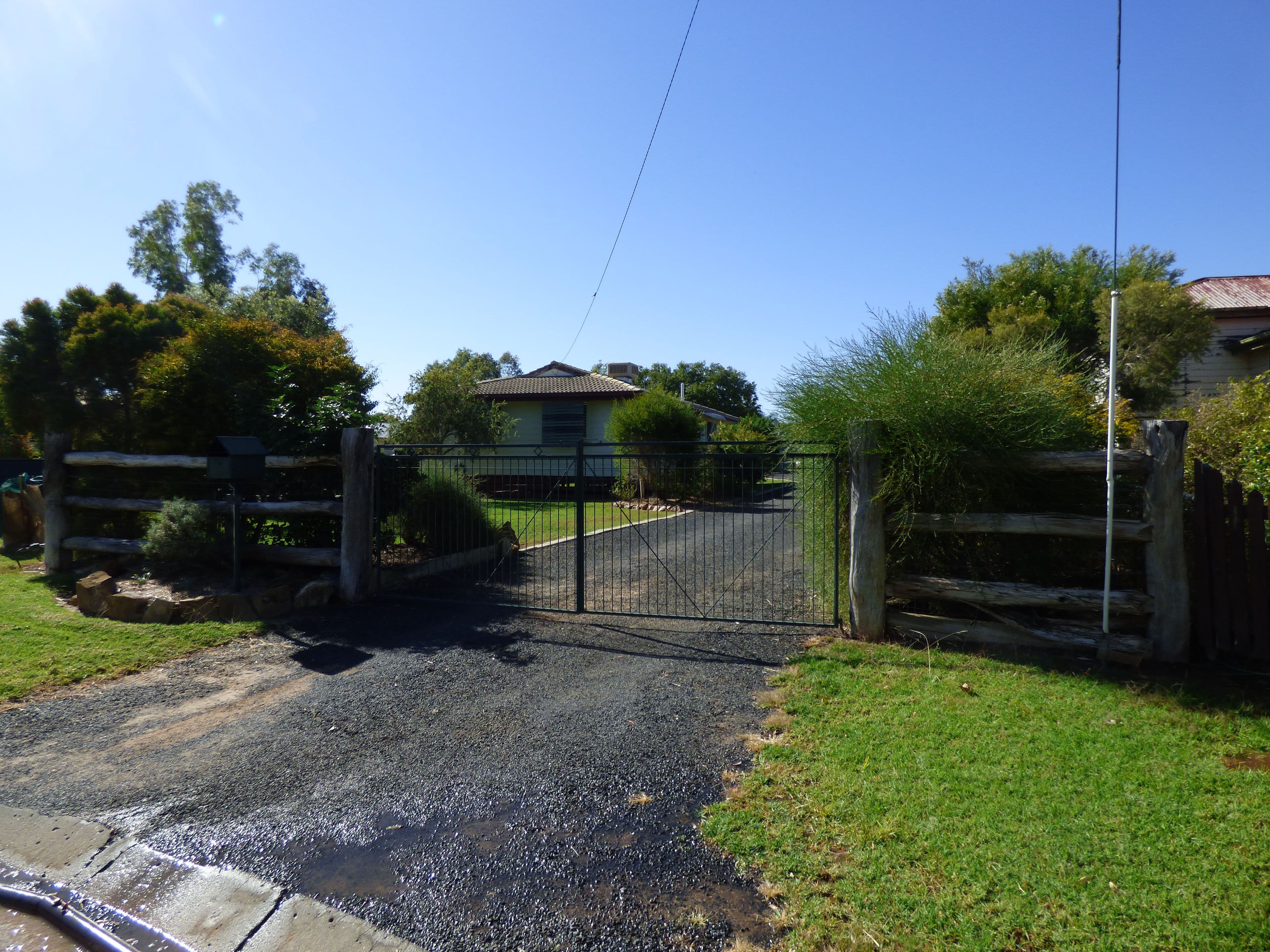 4 Shumba Avenue, Roma QLD 4455, Roma - Thumbnail 2