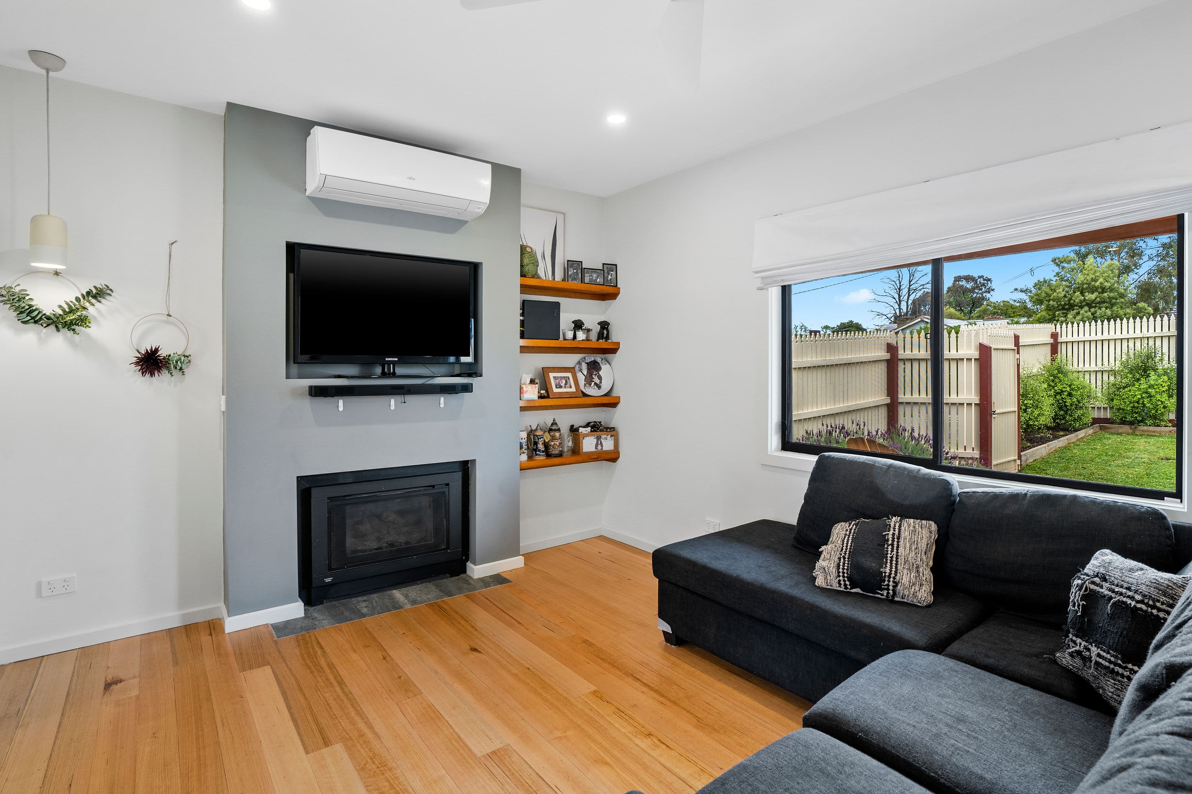 23 Sinclair Road, Bayswater VIC 3153, Bayswater - Thumbnail 2