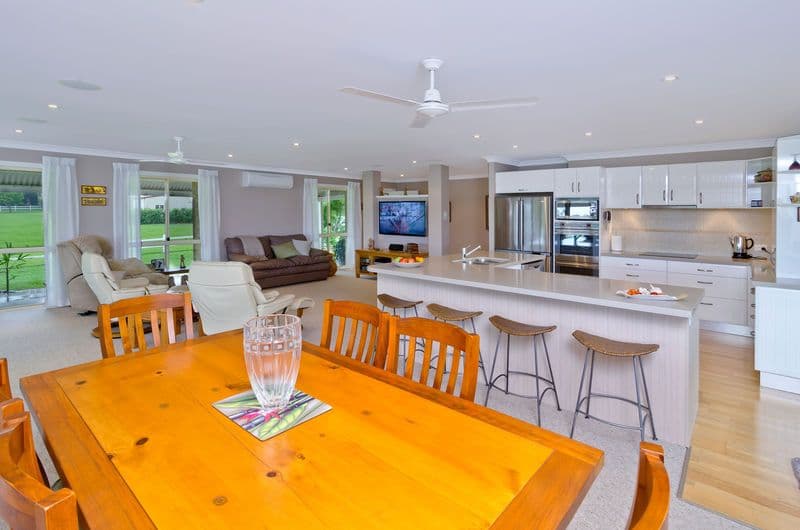 60 Valley Drive, TALLEBUDGERA QLD 4228, Tallebudgera - Thumbnail 5