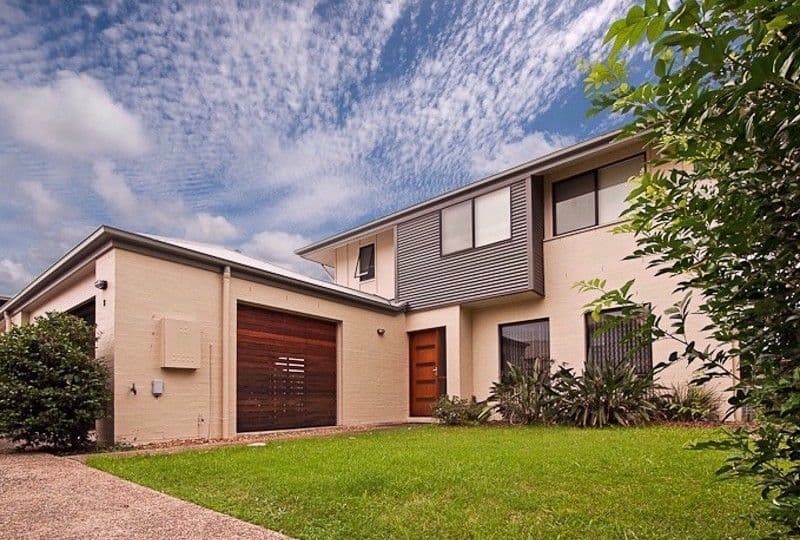 18 McPherson Road, SINNAMON PARK QLD 4073, Sinnamon Park - Thumbnail 2