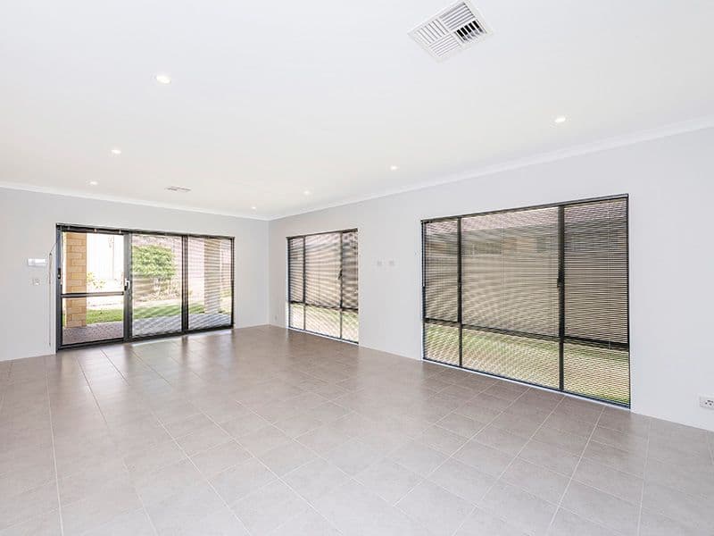 50 Campolina Avenue, Baldivis WA 6171, Baldivis - Thumbnail 2