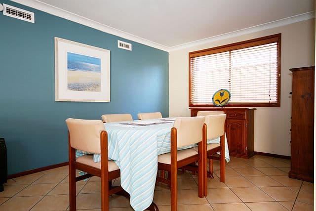 8 Cherie Place, BASS HILL NSW 2197, Bass Hill - Thumbnail 2