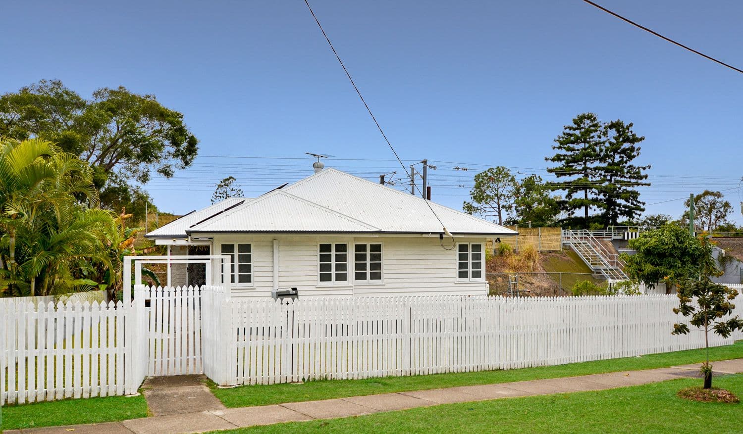40 Walker Street, Corinda QLD 4075, Corinda - Thumbnail 2