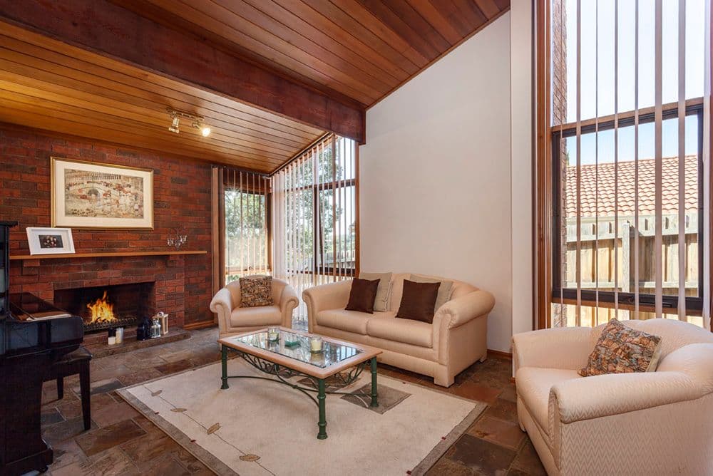 2 Maroney Court, Doncaster East VIC 3109, Doncaster East - Thumbnail 2