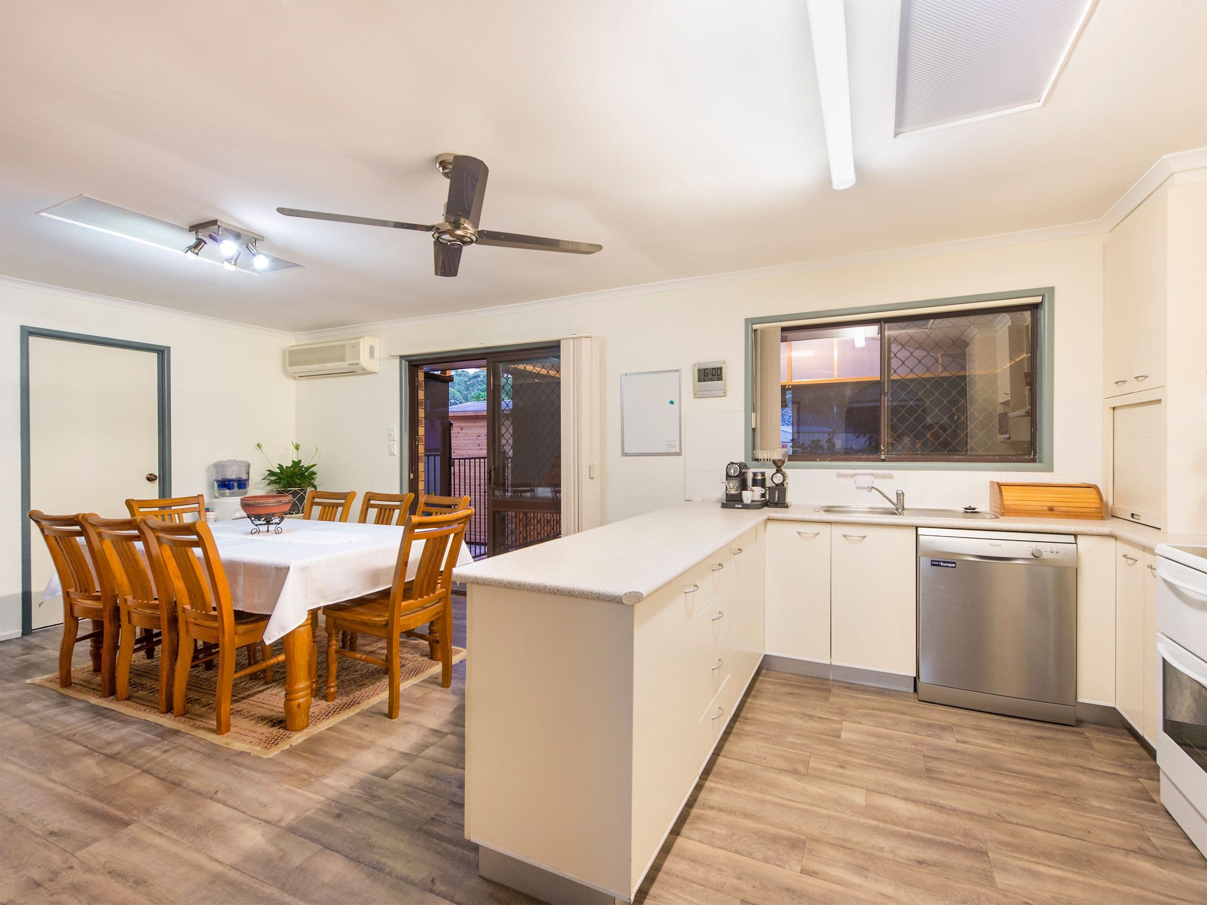 4 Stannard Street, Rochedale South QLD 4123, Rochedale South - Thumbnail 3