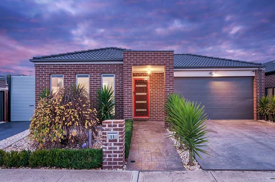 11 Birdswood Crescent, Craigieburn VIC 3064, Craigieburn - Image 1