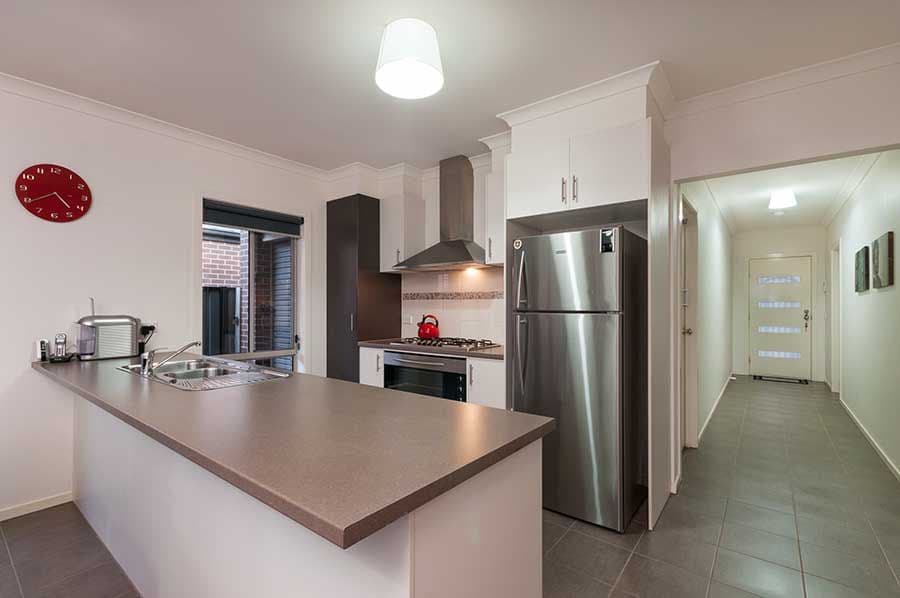 11 Birdswood Crescent, Craigieburn VIC 3064, Craigieburn - Thumbnail 2