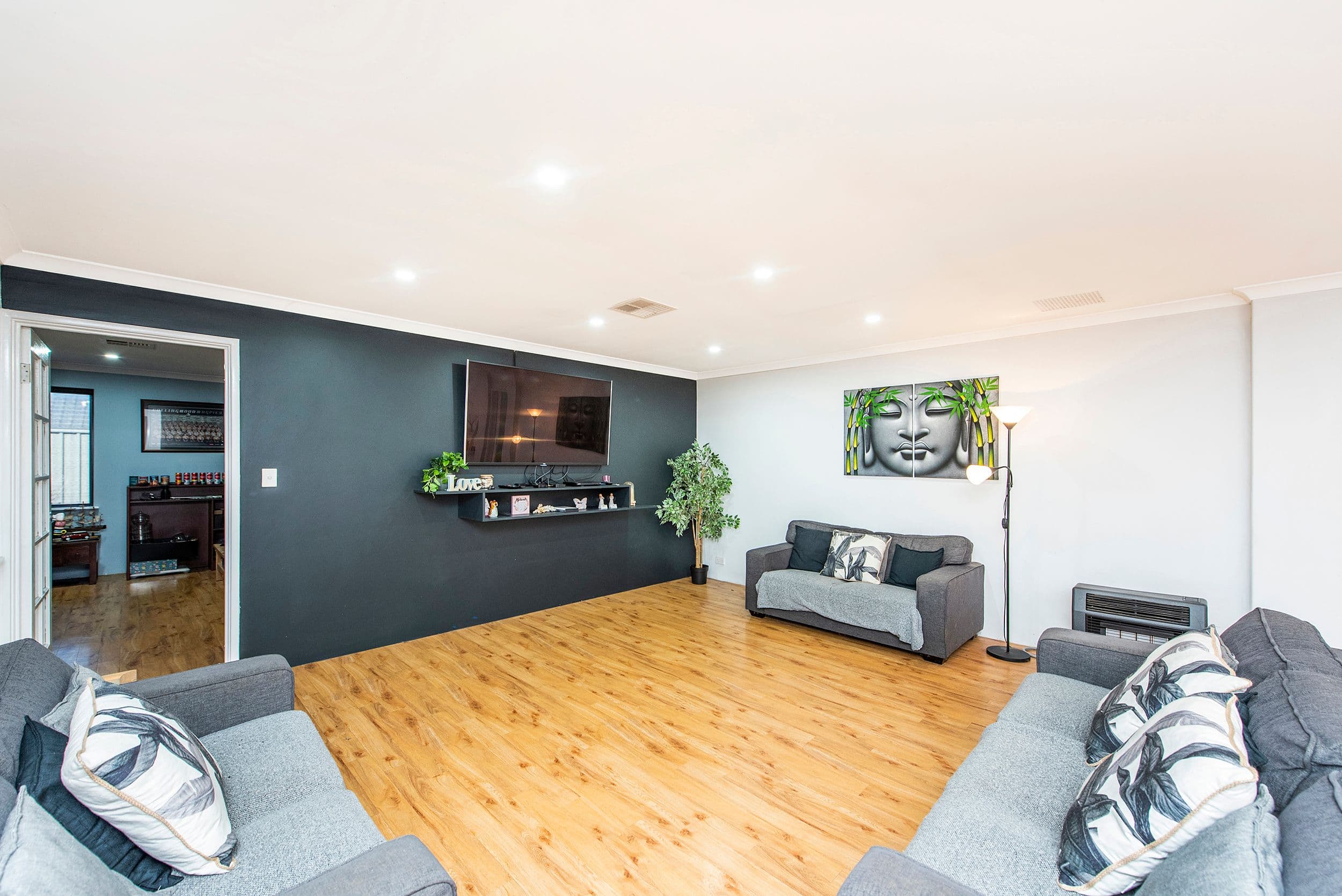 26 Lemon Gum Drive, Baldivis WA 6171, Baldivis - Thumbnail 2