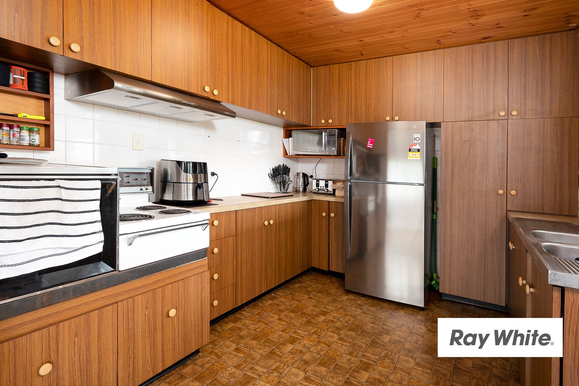 25 Glen Avon Drive, Redbank Plains QLD 4301, Redbank Plains - Thumbnail 5