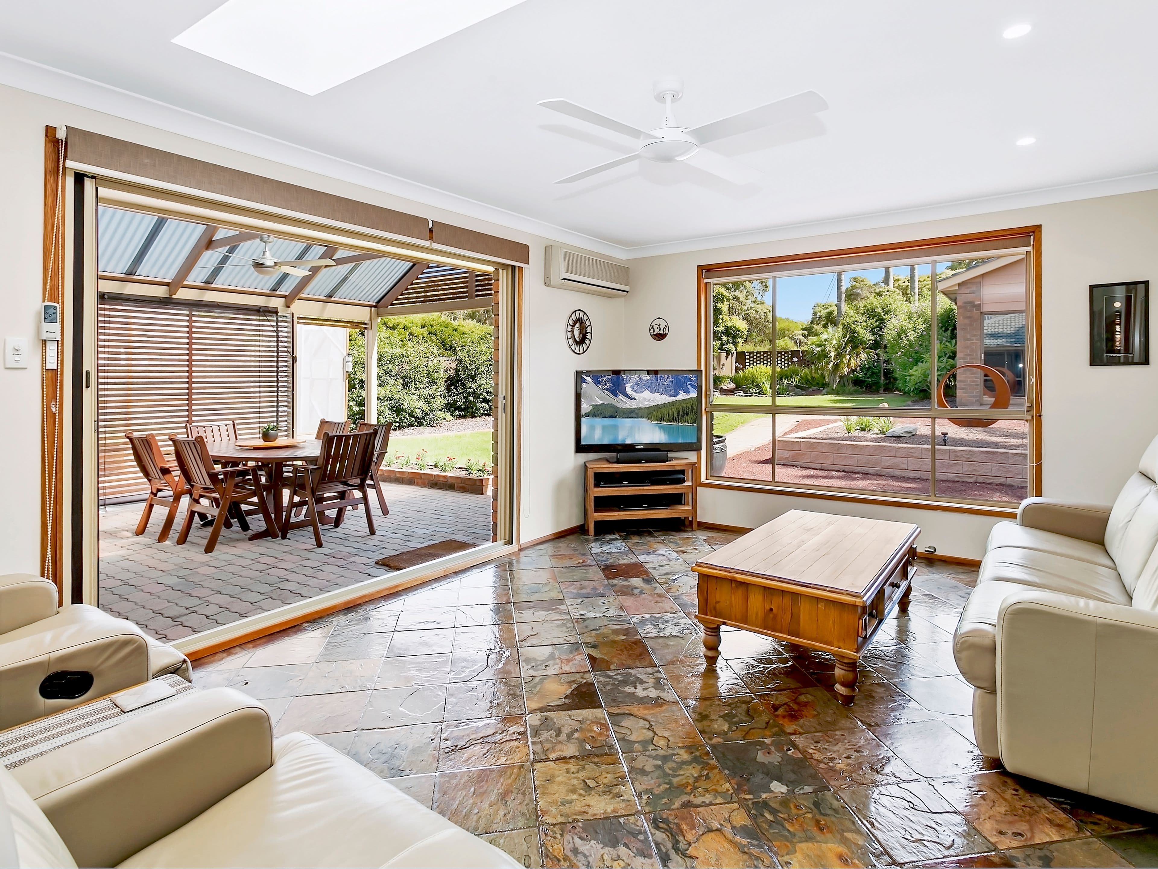 30 Annesley Avenue, Stanwell Tops - Thumbnail 2
