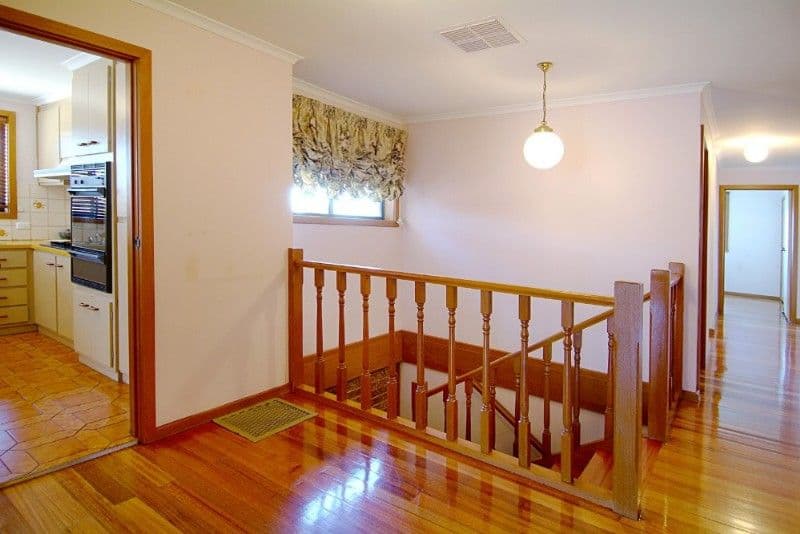 67 McLaughlin Crescent, MILL PARK VIC 3082, Mill Park - Thumbnail 8