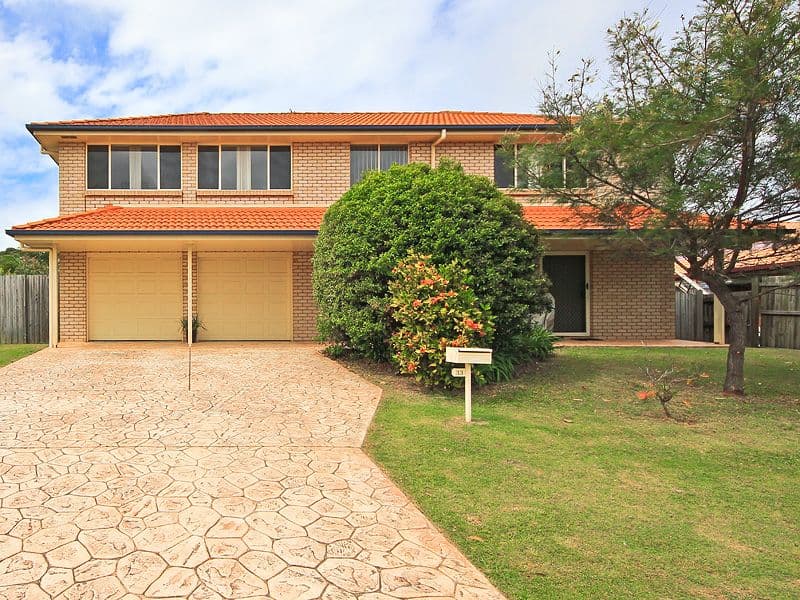 33 Coronet Crescent, BURLEIGH WATERS QLD 4220, Burleigh Waters - Thumbnail 2