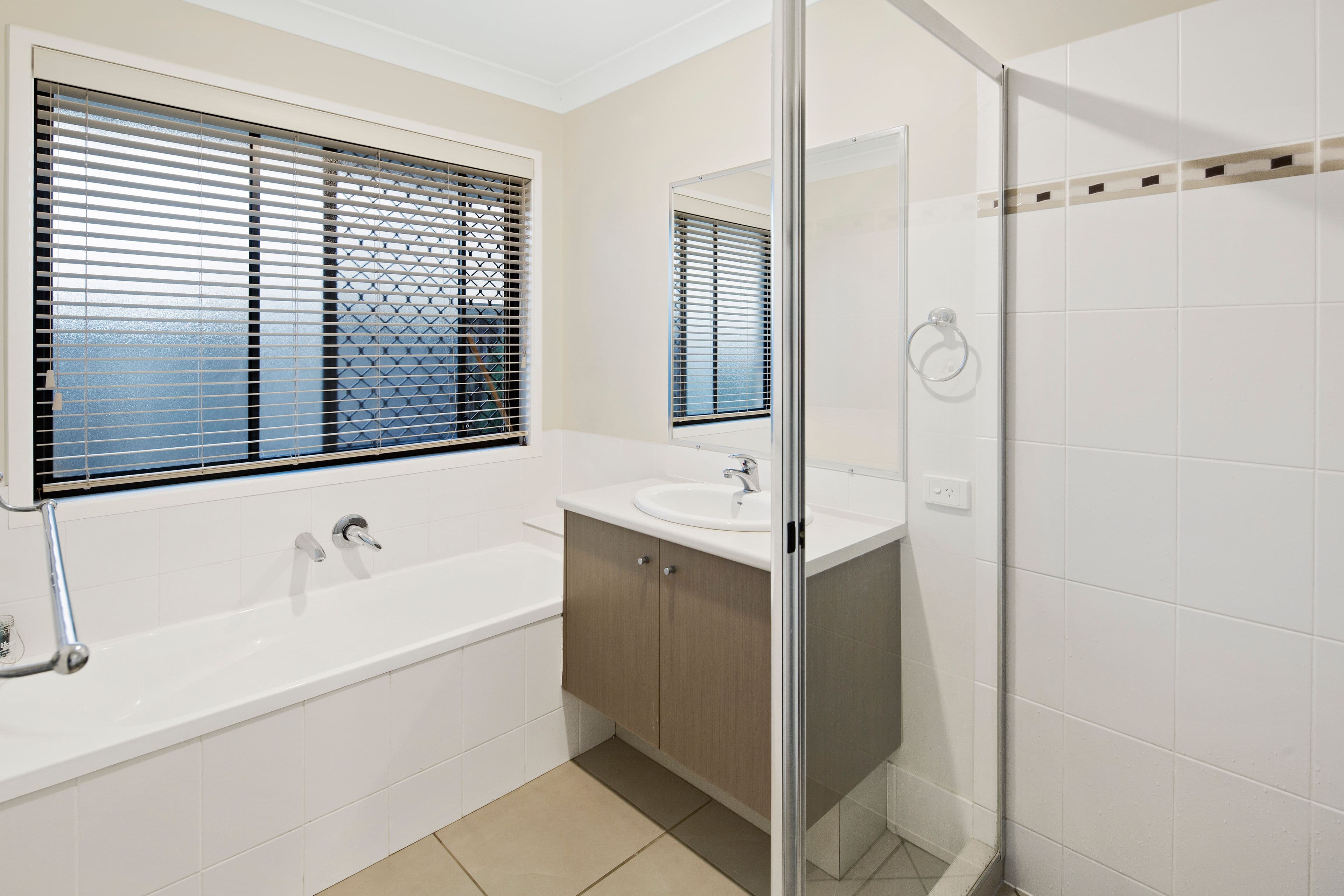 1 Wildflower Way, Little Mountain QLD 4551, Little Mountain - Thumbnail 8