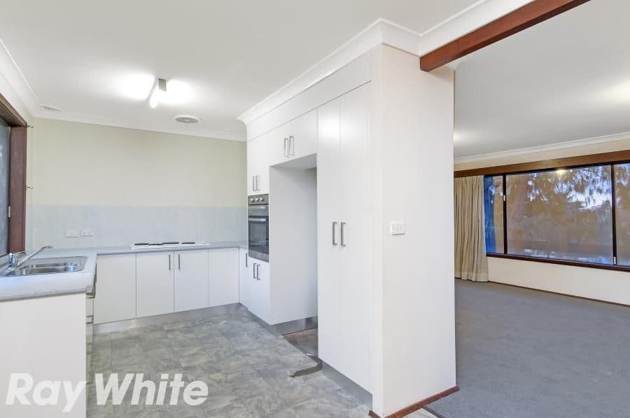 33 Joseph Banks Drive, KINGS LANGLEY NSW 2147, Kings Langley - Thumbnail 3