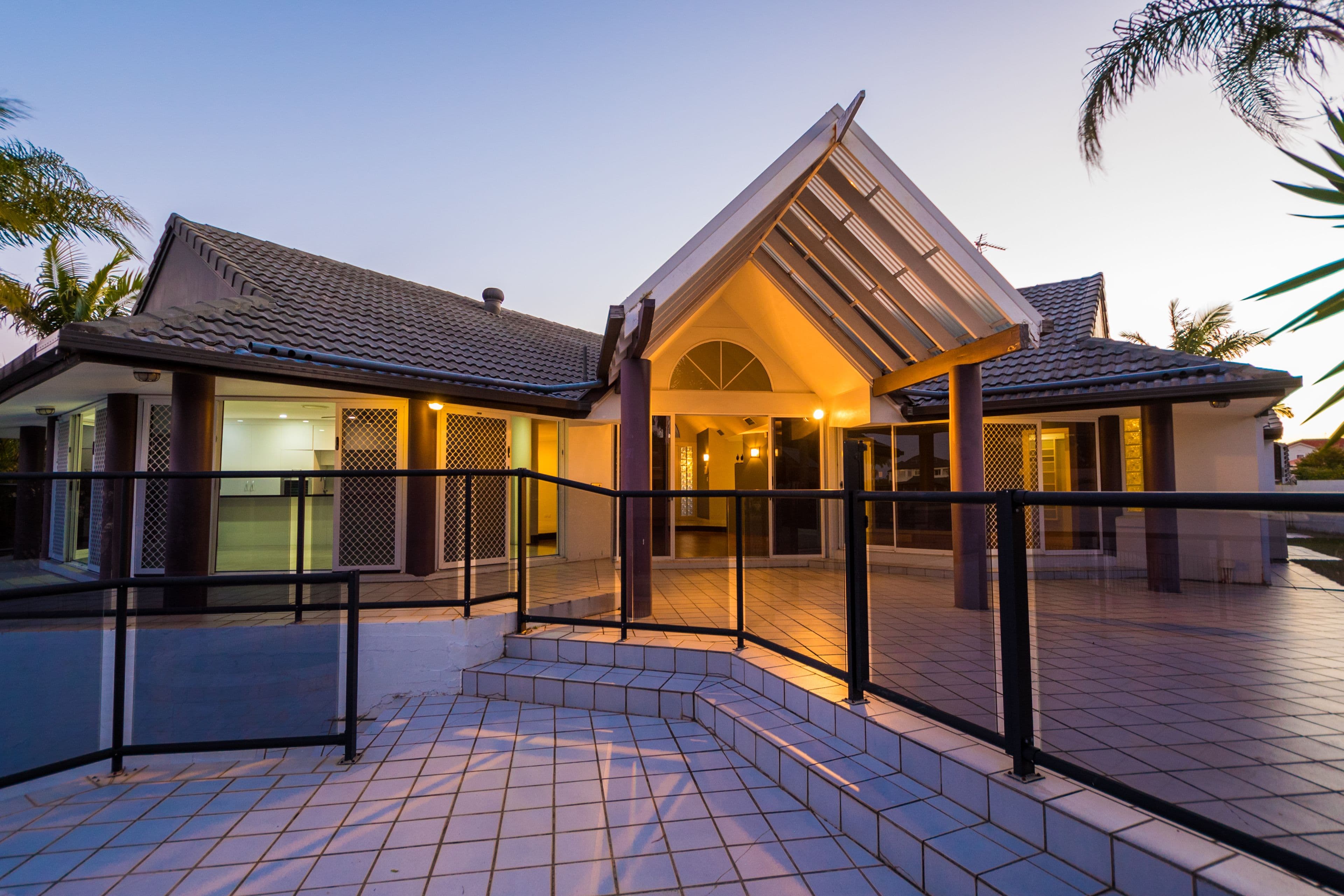 50 Edinburgh Road, Benowa Waters QLD 4217, Benowa - Thumbnail 3